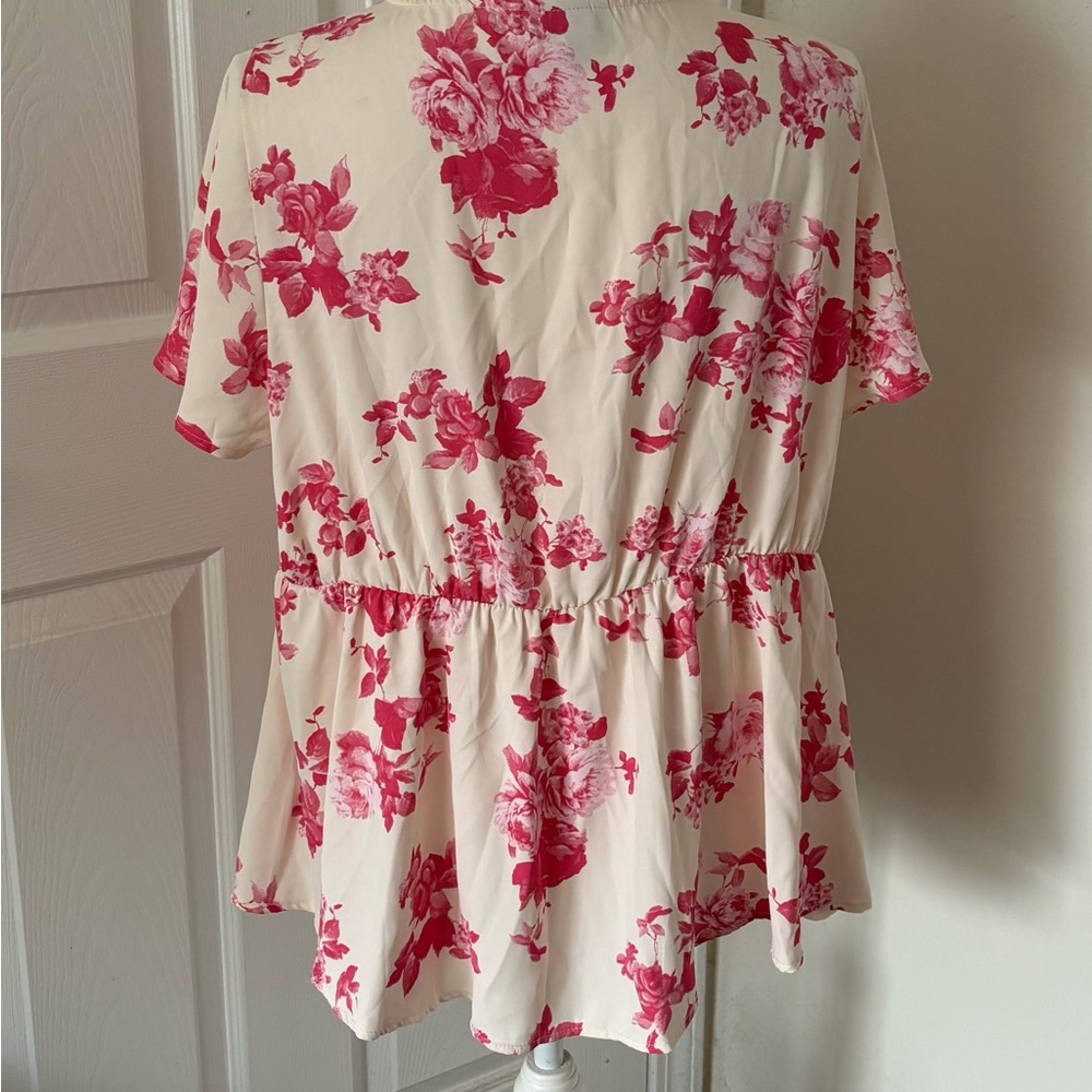 Torrid Floral Ruffle Blouse - Picture 6 of 6